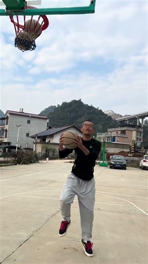 Passionate Basketball, Basketball Football, Yang Hansen, Chinese Men’s Basketball Team, Rural Li