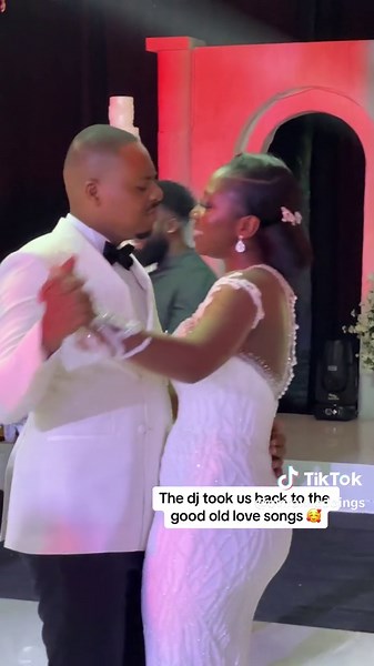 Rediscover the Magic of Love Songs with the DJ!