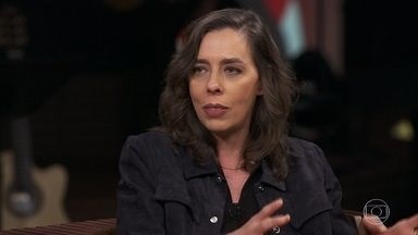 Isabel Diegues fala sobre relação de seu filho, João, com a figura de Nara Leão