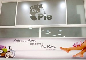 12K views · 94 reactions | Cambiando la rutina con el Mannequin Challenge en el Local Policentro. #DrPie #ElijaSentirseBien #MannequinChallenge #ParaPiesBienCuidados | Doctor Pie Ecuador | Facebook