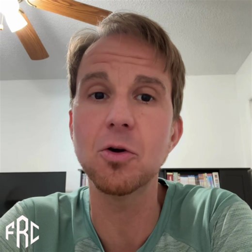 I Help Runners Reach Their Goals Safely and Effectively — Here’s How 👇 Every great run starts with a strong foundation — not just in your training, but in how you approach running, recovery, and mindset. 🏃‍♀️💭 In our first video with @divergentrehab, Dr. Julie Rudolph and I talk about our shared philosophy on distance coaching and rehab — how smart, safe training builds long-term success for runners at every level. 🎥 Watch the full intro episode on YouTube: https://youtu.be/WioAKTRCSAk 🌐 Le