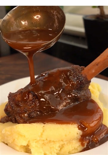 Lamb Shanks & Mash: Top Recipe for 2025