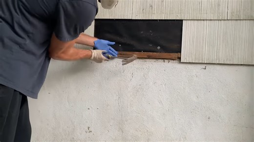 Replace broken asbestos siding panels without risk
