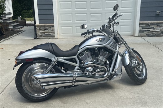 No Reserve: 27-Mile 2003 Harley-Davidson V-Rod 100th Anniversary
