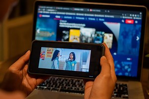 Telkomsel Rilis Film Kau dan Dia Movie, Yuk Intip Sinopsisnya! - GenPI.co