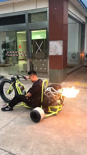 79K views · 1K reactions | DIY V2 Engine Three-Wheeled Go-Kart#v2 #gokart #v2engine #diy #enginediy #enginebuild #kart #car | Chuan QI Engine | Facebook