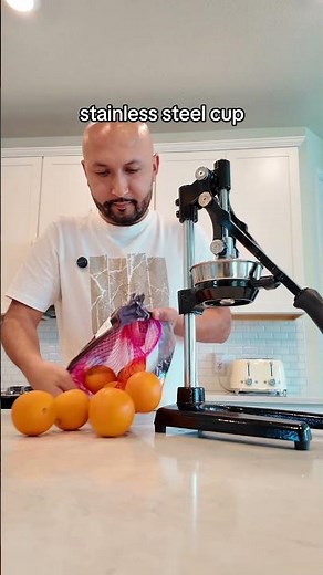 This Cast Iron Manual Juicer super easy to clean and makes juice in few minutes Kitchen #juicer