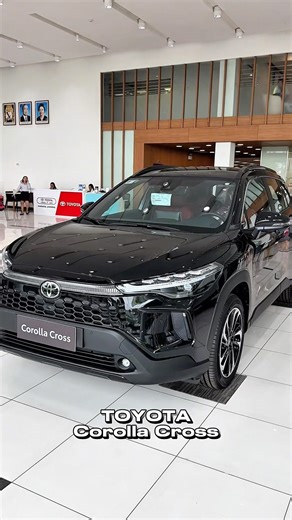 New Toyota Corolla Cross black 2026 Super premium and technology suv