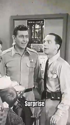 14 reactions | The Andy Griffith Show: Season 1 Episode 30 “Barney Gets His Man” Barney gets his cake #andygriffith #andygriffithshow | Thoang94700 | Facebook