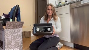 Watch A slow cooker you have to hear about on Amazon Live