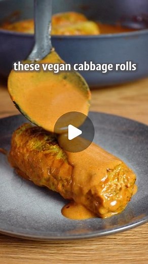 Maya / plant-based food and recipes on Instagram: "VEGAN CABBAGE ROLLS 🥬 Cabbage rolls exist in many countries, they might not be the prettiest dish but they’re definitely one of the most comforting dishes! 🥰 Much love Maya ✨ RECIPE (7 rolls, 45min prep time): Filling: -1 onion -2 carrots -3 cloves garlic Fry in oil -1 block (200g) firm or smoked tofu, crumbled -1 can (220g) lentils, drained -1 Tbsp soy sauce -1 Tsp paprika -1 Tsp thyme -Salt and pepper to taste -a handful breadc
