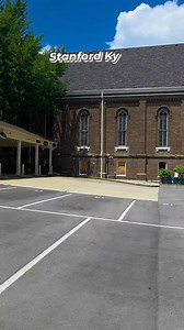 Danville Ky has been my favorite town so far #love #outdoors #travel #Adventures #oldhouses #oldtowns | Patty Hudson