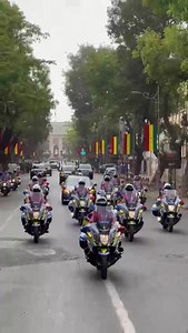 Le Président fait sa parade dans les grandes artères de Dakar avant de rejoindre la place de la Nation | Seneweb.com