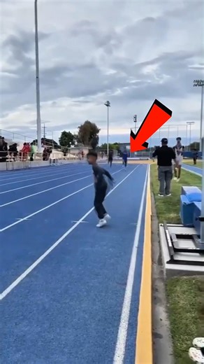 He Pushed a Kid Mid-Race… Right or Wrong? 🏃‍♂️😳