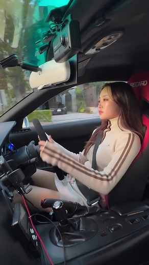 Driving in the City: Manual Transmission Experience