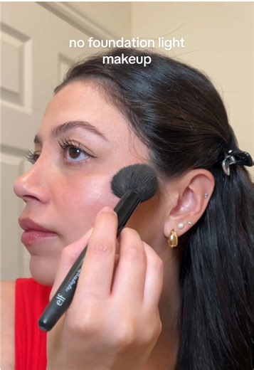 Light Makeup Routine for Beginners