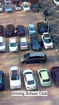 You must know how to reverse into a parking space!#car #carsafety #driving #ReversinginParking