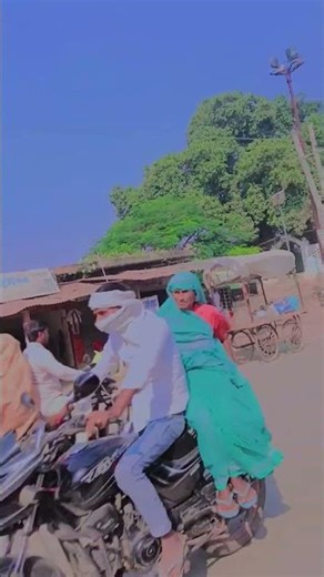 yah yahan Dharti Aakash