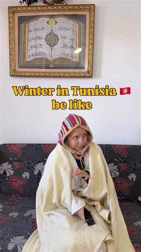 Karolina Minor • content creator • travel • fashion on Instagram: "TUNISIA 🇹🇳 Like most southern European countries such as Italy or Spain, Tunisia has one main characteristic in winter — if you stay at home, you’d better equip yourself with a fur coat. But outside? Don’t worry at all — you can even rent an umbrella and a beach bed 😂❤️🇹🇳 And in Poland it’s the exact opposite — once you leave your safe warm cave, you feel like you’re about to fight polar bears 🐻‍❄️😂 Tunisia • discover Tuni