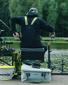 51K views · 227 reactions | AL GEZIEN??? 樂 Bekijk de video: Method feeder op korte afstand nu op ons YouTube kanaal!  | Fish Matrix | Facebook