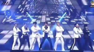 61K views · 7.9K reactions | Super Junior cantando "Mr. Simple" en los AAA 2020  Ross ☁️ | ELF SUJU México | Facebook