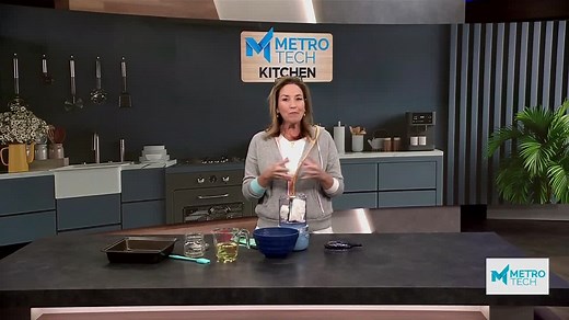 Sassy Mama: Homemade cake release