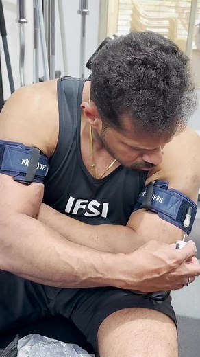Blood Flow Restriction (BFR) or occlusion training is a technique that combines low-intensity exercise with blood flow occlusion that produces similar results to high-intensity training. The accumulation of lactate and hydrogen ions due hypoxic training further increases the release of growth hormone which results in muscle growth, increased strength and better recovery. #bloodflowrestrictiontraining #musclegrowth #hypertrophy #bodybuildingmotivation #fatloss #recovery #occlusion #growthhormone 