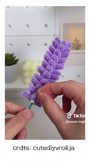 DIY Lavender Flowers Tutorial Using Fuzzy Wire