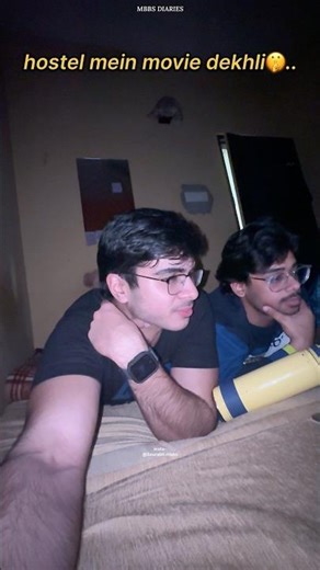 Hostel mein *HORROR* movie dekhi🤫| Day 822 | MBBS diaries |#minivlog #neet #mbbs #trending