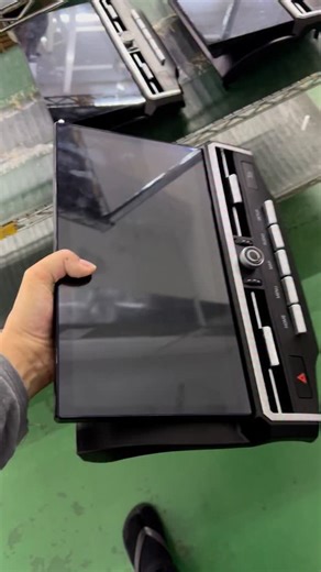 Emperorspeed Huang on Instagram: "Toyota 4Runner 2009-2022 Upgrade to 2024 （13.3inch） #factory #navigation #android #car #工厂 #toyota #4Runner"