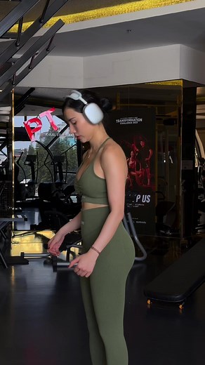 33K views · 443 reactions | Trang lên bài tập tay cho các bạn mới tập luyện tham khảo nhé  | Trang Lê | Facebook