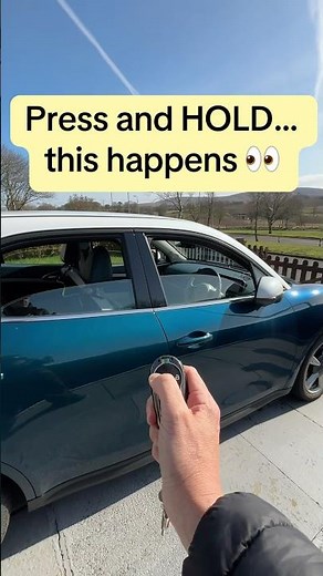 How to close all windows when locking the car ?