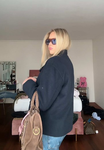 Stylische Winteroutfits mit Sonnenbrille