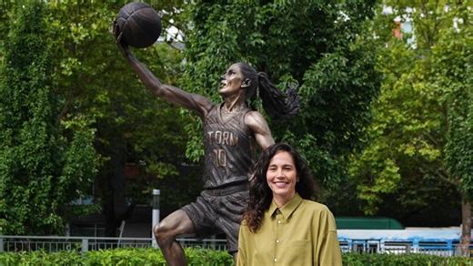 Seattle Storm honors WNBA legend Sue Bird with statue