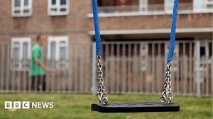 UK has 2.3m children living in poverty, government says