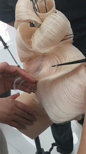 Stylish & Refreshing Waves: Effortless Updo Tutorial for Quick Refreshes