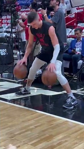 Tyler Herro warming up to meet the Celtics in the ECF for the second time in his career ♨️ | #shorts