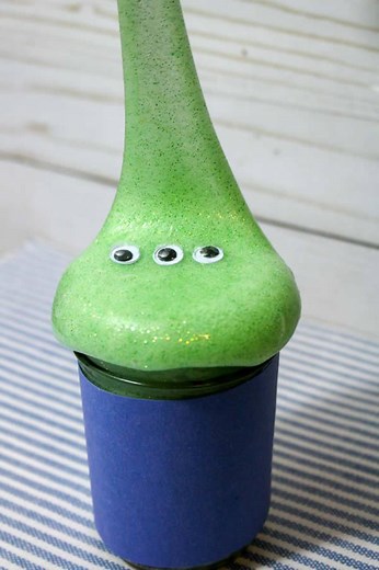 DIY Toy Story Slime – How To Make Homemade Alien Slime – Easy & Fun Recipe For Kids – Disney Inspired Slime – Party Favors – Crafts – Green Slime | Kimspired DIY