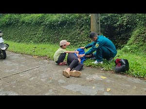 Full video: Tieu Ha - Was in trouble and was helped by a kind policeman - Tiểu Hà Single Mom