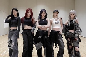 Watch: LE SSERAFIM Goes Hard In New Dance Practice Videos For "EASY" | Soompi