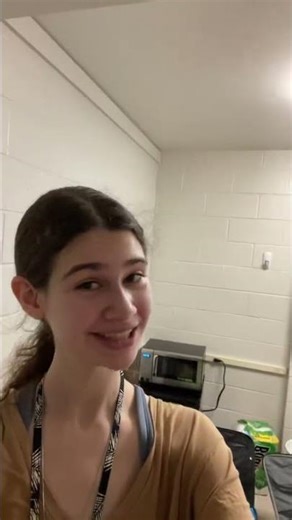 freshman year dorm tour