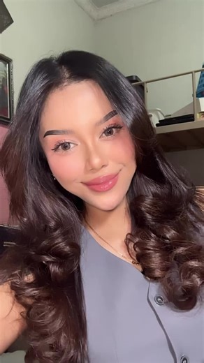 Flawless First Date Makeup Tutorial for Beginners