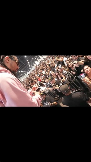 ᒪᑌ on Instagram: "What a Show!! 🔥🎙 Behind the Scenes with Bizzy Bone 🎥 Las Vegas Lowrider Supershow Bone Thugs-n-Harmony #bizzybone #bonethugsnharmony #lasvegaslowridersupershow #lasvegas #behindthescenes #1stofthemonth #bonethugs 🎥 @zermillion @luonthehooks"