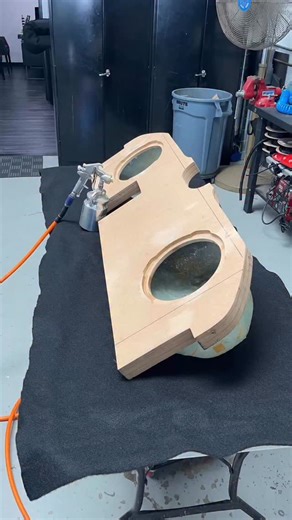 Agoura Autosounds on Instagram: "Getting this Ram enclosure wrapped and the final setup in place. Dual @garmin_audio 10TW3-D4 subs and the twin @audison_official amps come together perfectly once everything is trimmed and fitted. Massive sound from this one, all without taking up any space inside the truck. Full build (2) @audison_official AV 5.1k (2) @garmin_audio 10TW3-D4 @kenwoodusa_official Excelon DNX693S @blam.audio LT 25 A D S 346IS A D S 6.5 COAXIAL . . . #dodgeram #customaudio #truckaud