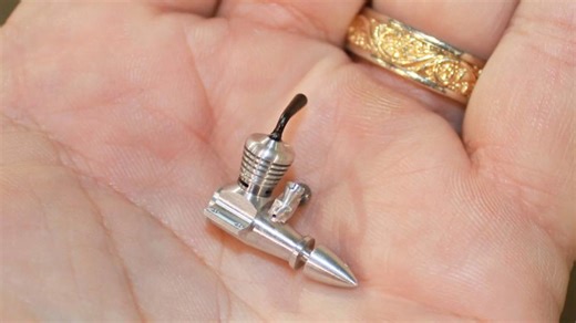 The Smallest Diesel Engine In The World Fits In The Palm Of Your Hand