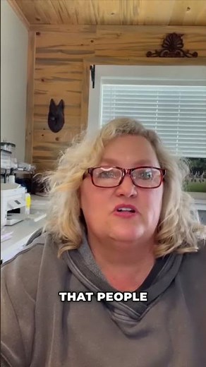 Tips with Traci 🐾 A common question Traci gets asked is when to start obedience training with a new