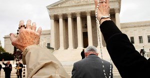 Supreme Court Upholds Prayer at Public Meetings