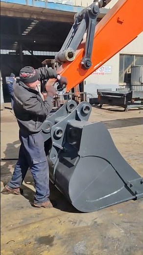 How to install the excavator bucket