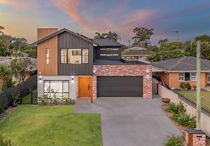 Sold House 9 Moonah Avenue, Southport QLD 4215 - Apr 12, 2024