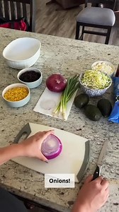 10K views · 83 reactions | A simple & tasty salad mix that'll "leaf" you wanting more. 綾 | Frito-Lay | Facebook